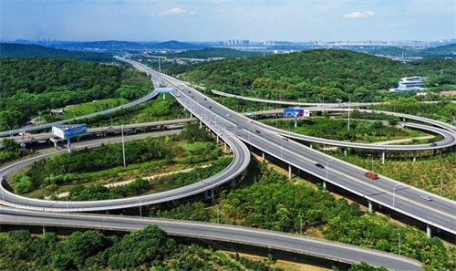 晋宁钢筋套筒应用于高速公路